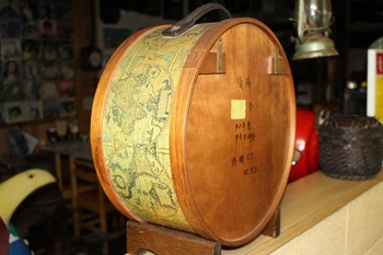 昭和45年・木製ワインケース　（昭和レトロ雑貨・アンティークコレクションケース・古い木製家具）