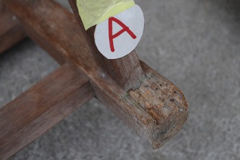 昭和32年小学校の木製イス　（豊西小・丸茂工芸所・椅子）