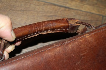 古い革製の学生鞄＆ビジネスカバン　（昭和レトロ雑貨・アンティークバッグ・古道具）