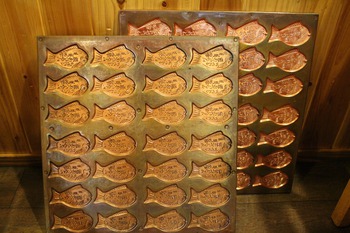 煎餅屋の鯛せんべい焼き型　（せんべい焼き用銅型・古道具・中古品）
