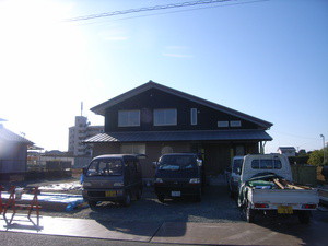 東三方町の家。