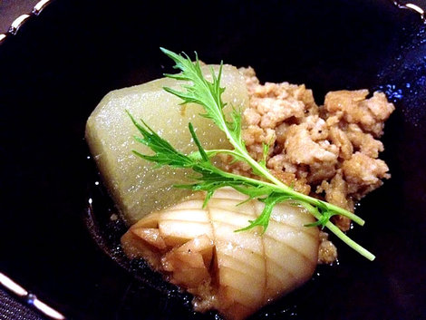 夏野菜煮物のマグロそぼろ餡かけ