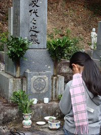 お墓のお掃除
