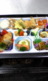 仕出し料理(☆＿☆) 2007/08/14 19:42:15