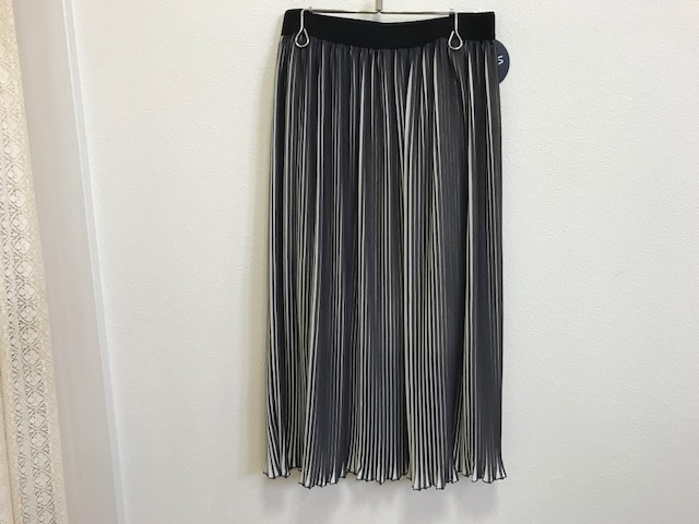 Days プリーツスカート入荷♪