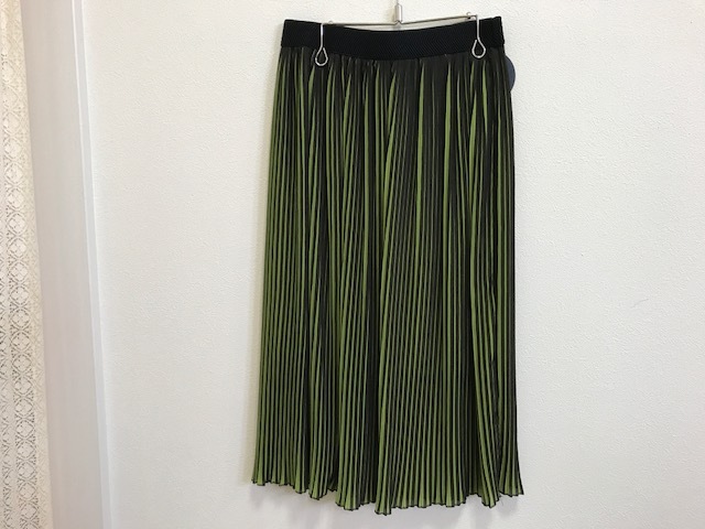 Days プリーツスカート入荷♪