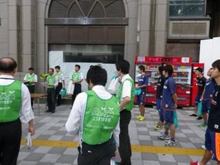 【暮らし】“アグレミーナ浜松”の選手たちが清掃活動！！
