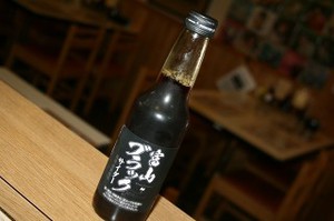 富山ブラックサイダー　（トンボ飲料）