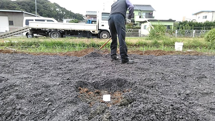 基礎工事はじまり