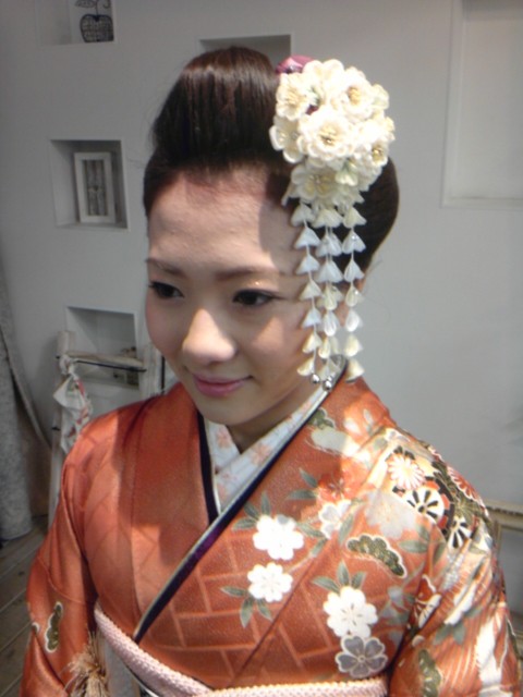 成人ヘアーメイク着付け