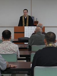 青年僧頑張る！ 2010/10/27 00:05:33