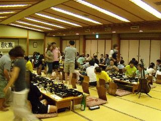100名を超す「大交流会」も…