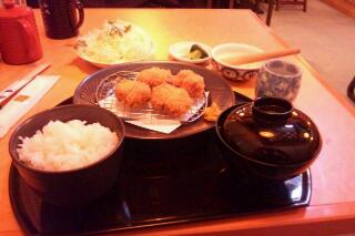 本場で昼食♪