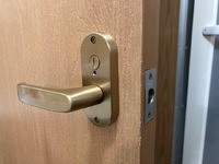 浜松市　トイレの鍵　ラッチ錠交換