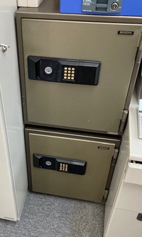 金庫　回収　設置