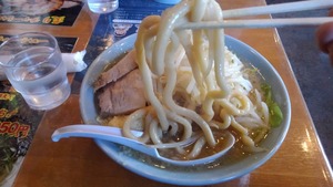 ラーメン大山（富士本店）・大麺