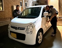 ゴールデンウィーク中に沢山の納車がっ！先ず初めのご紹介は子育てと共に新たな仕事を始められたママさんに仕事用の車を！