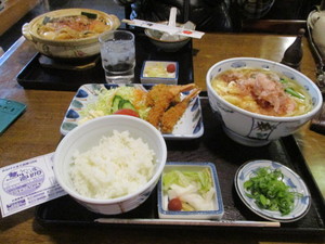 やっぱり味噌煮込み。。
