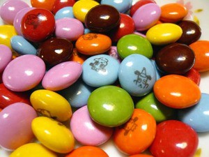 お花のマーブルチョコや～！　～レインボーカスミ草～