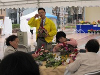 フラワーアレンジ教室　in　花と緑の祭2009