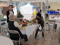 フラワーアレンジ教室　in　花と緑の祭2009