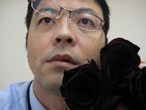 黒いバラ　入荷！