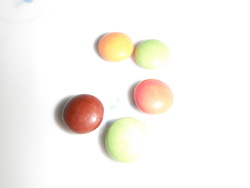 マーブルチョコ