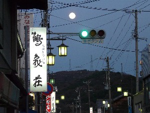 万城寺山の月