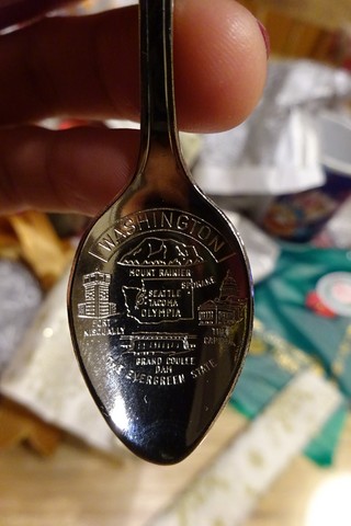 アメリカから届いたモノと、日本から贈ったモノ。