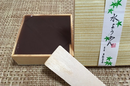 夏の美味しいいただき物。今度は 水羊羹