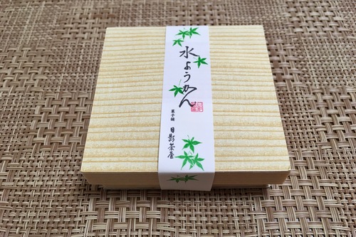 夏の美味しいいただき物。今度は 水羊羹