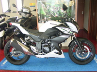 KM中古車入庫情報！ 2015/11/28 14:48:14