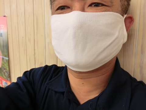 ご好評いただいております。国産コットンマスク。コマツヤ家具