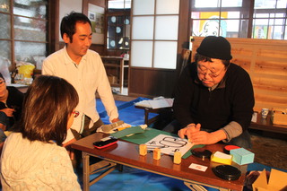 絵本を抱えて遠州横須賀へその３
