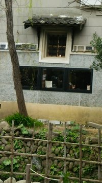 清水家鉄ぐらで招き猫が待ってますよ 2015/03/29 10:30:10
