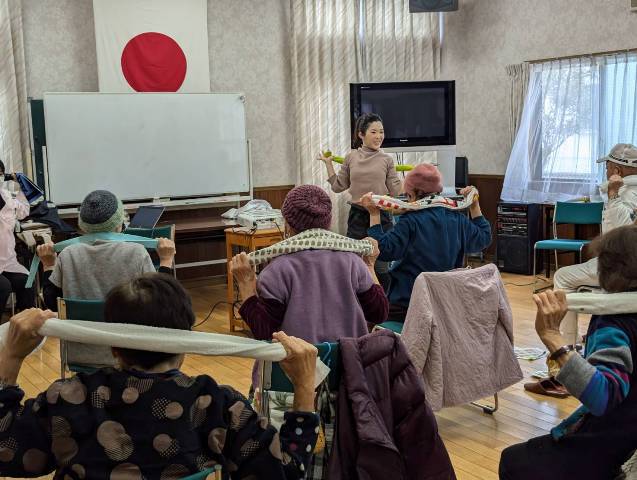 市場いきいきサロン　健康セミナー＆椅子ヨガ