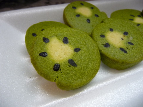 キウイフルーツカントリーでキウイのクッキー