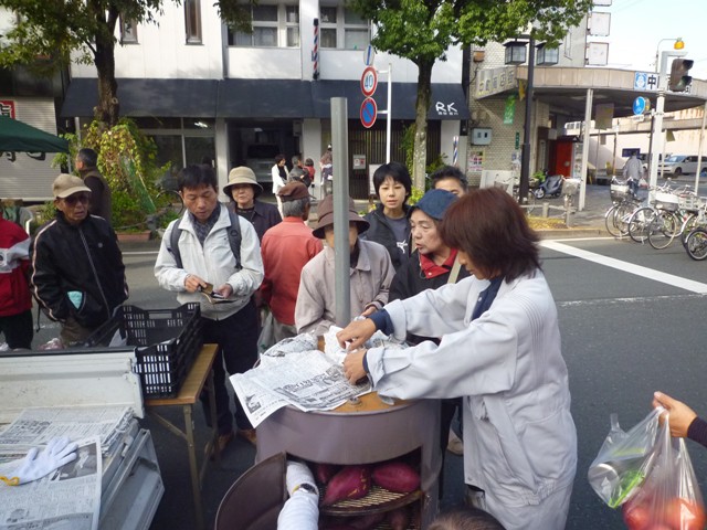 けっトラ市　大盛況♪