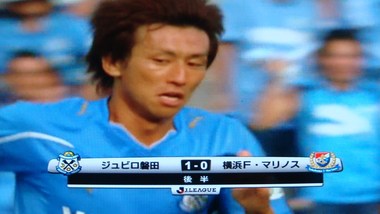 スコアーレスドロー　審判のおかげで試合はボロボロ？