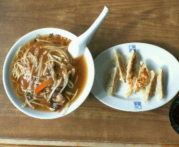 昼食