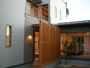 「東貝塚の家」！！！