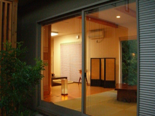 「東貝塚の家」2