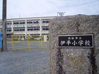伊平小学校へ 2007/10/03 23:33:33