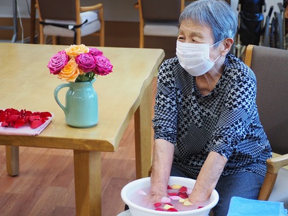 ラクラス富塚　薔薇手浴