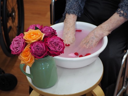 ラクラス富塚　薔薇手浴