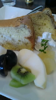 お腹空いたあ(≧ε≦) 2012/09/16 21:19:55