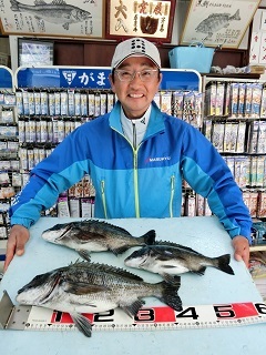 重い重～い黒鯛だ！！