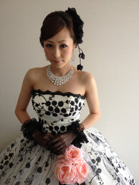 結婚式で着るウェディングドレスを探している方へ...。