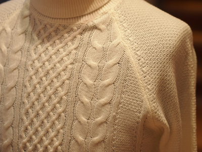 EXTRA FINE カシミヤタッチアラン柄タートルネックニット/メンズメルローズ（MENS MELROSE）