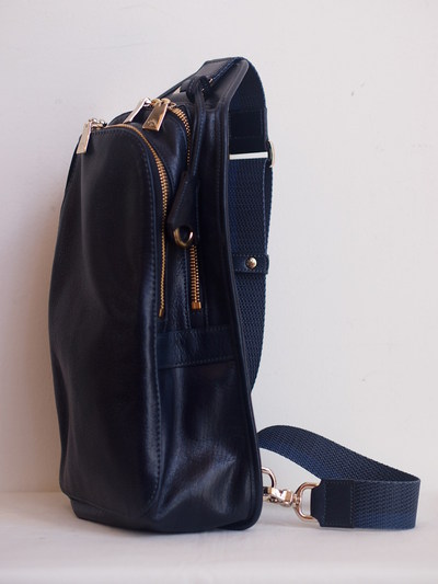aniary(アニアリ)アンティークレザーボディバッグ Body Bag　[01-07004]